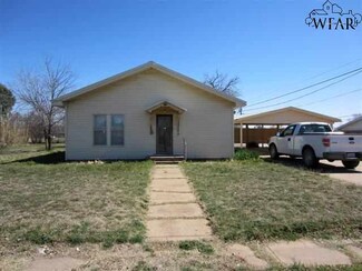 316 S Sycamore St, Archer City, TX 76351