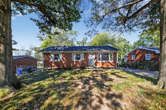 151 Chantilly St, Lexington, KY 40504