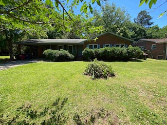 1863 Springwood Dr, Macon, GA 31211