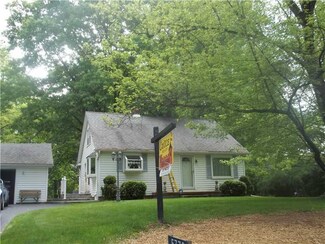 5770 N Edinburg Rd, Edinburg, PA 16116