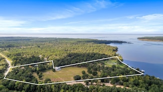147 Dexton King, Freeport, FL 32439