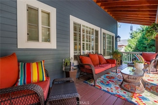 28575 Manitoba Dr, Lake Arrowhead, CA 92352