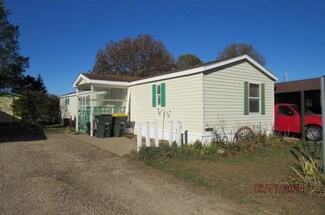29004 Pine Crest Cir, Lone Rock, WI 53556