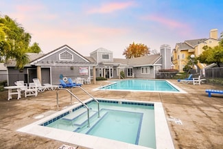 709 Waterford Place, Pinole, CA 94564