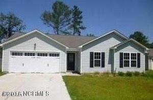 216 Sweet Gum Ln, Richlands, NC 28574