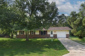 18364 Wee Acres Dr, Bristol, IN 46507