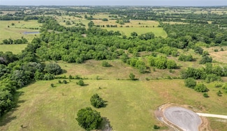 4790 Orchard Oaks Ln, Brenham, TX 77833