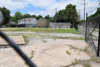 3rd S Lowry St, Stillwater, OK 74075