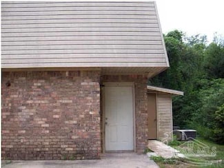 1151 Lake Dr Unit C, Cantonment, FL 32533