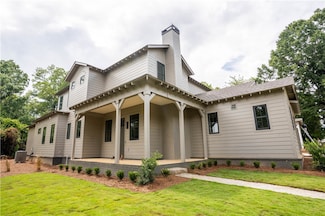 472 Geneva St, Opelika, AL 36801