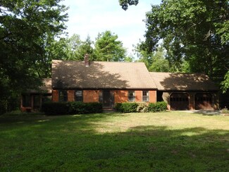 729 Kearsarge Ave, Contoocook, NH 03229