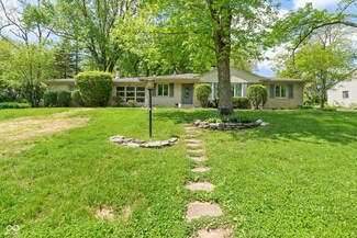 5648 Rolling Ridge Rd, Indianapolis, IN 46220