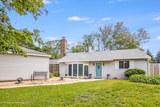 1N559 Newton Ave, Glen Ellyn, IL 60137