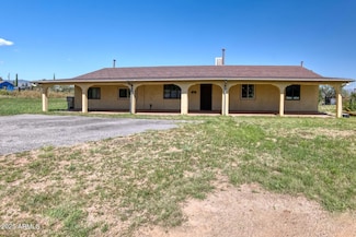 3781 E Astro St, Hereford, AZ 85615
