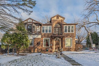 1155 Saint Johns Ave Unit E, Highland Park, IL 60035