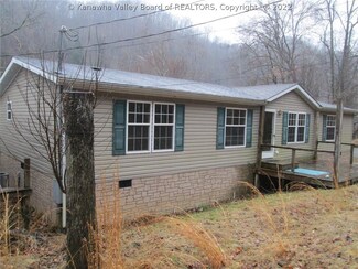 12564 Elk River Rd N, Clendenin, WV 25045
