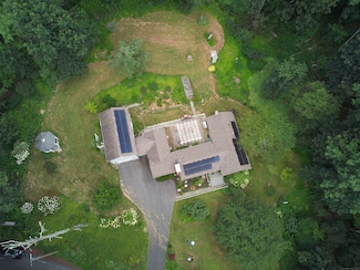 10 Anderson Rd E, Sherman, CT 06784