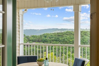 50 Ozark Vista Dr Unit F147, Kimberling City, MO 65686