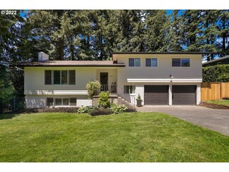 1841 Cloverleaf Rd, Lake Oswego, OR 97034