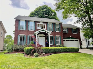 3105 E Woodland Dr, Port Huron, MI 48060