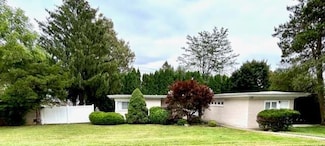 2110 Jennings St, Bethlehem, PA 18017