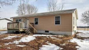 312 N Jefferson St, Grand View, IA 52752