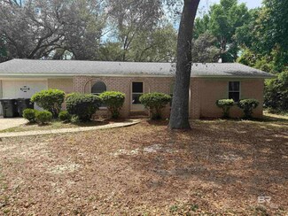 12911 Lillian Hwy, Pensacola, AL 32505