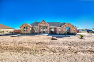 5411 Grey Wolf Ln, Grape Creek, TX 76901