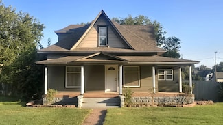 802 Locust St, Alva, OK 73717