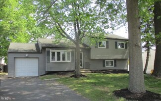 1976 Arena Dr, Trenton, NJ 08610