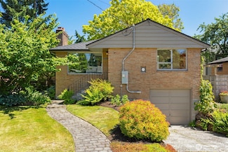7008 25th Ave NE, Seattle, WA 98115
