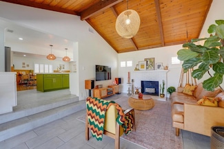 694 Floyd Ave, Chula Vista, CA 91910
