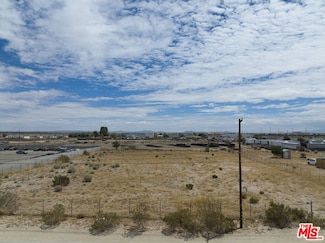 6 th St E Between M & L12 Unit Lot 1, Lancaster, CA 93535