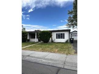 1255 SW Sandy Dr, Hermiston, OR 97838