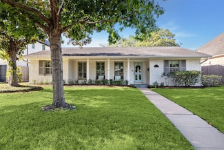 4634 Merwin St, Houston, TX 77027