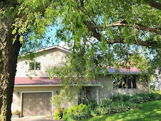 12972 120th St, Sheffield, IA 50475