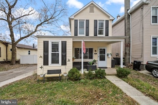 121 3rd Ave, Lansdowne, MD 21227