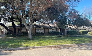 11947 Quincy Ln, Dallas, TX 75230