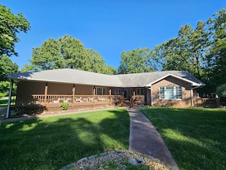 9726 County Road 8530, West Plains, MO 65775