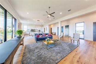 1719 Spyglass Dr Unit 14, Austin, TX 78746
