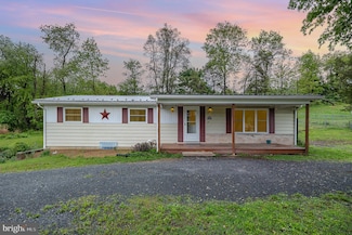 1906 Jericho Rd, New Bloomfield, PA 17068