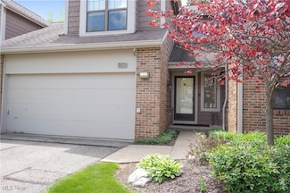 4568 Avondale Blvd NW, Canton, OH 44708