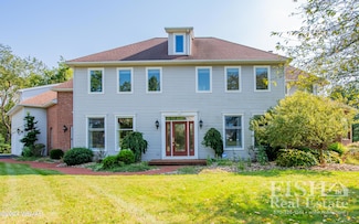 1601 Oakmont Dr, Williamsport, PA 17701