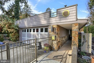 2912 Russell Rd, Camp Hill, PA 17011