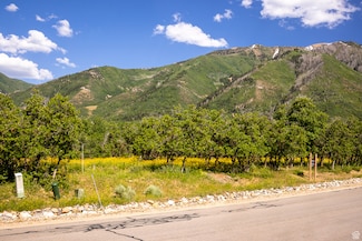 963 S Summit Creek Dr Unit 62, Woodland Hills, UT 84653