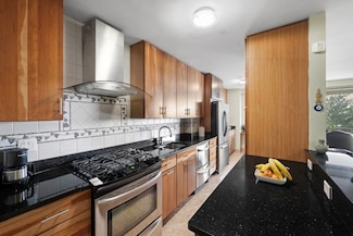 5700 Arlington Ave Unit 6W, Bronx, NY 10471