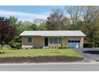 737 Benson Rd, Whitinsville, MA 01588