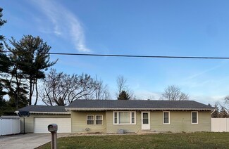 305 E 12th St, La Porte, IN 46350