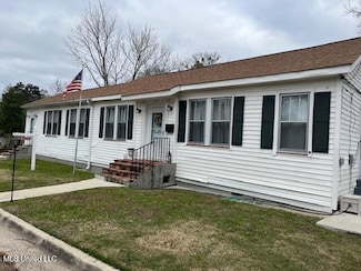 1013 Main St, Natchez, MS 39120