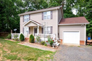 455 Hidden Valley Dr, Reidsville, NC 27320